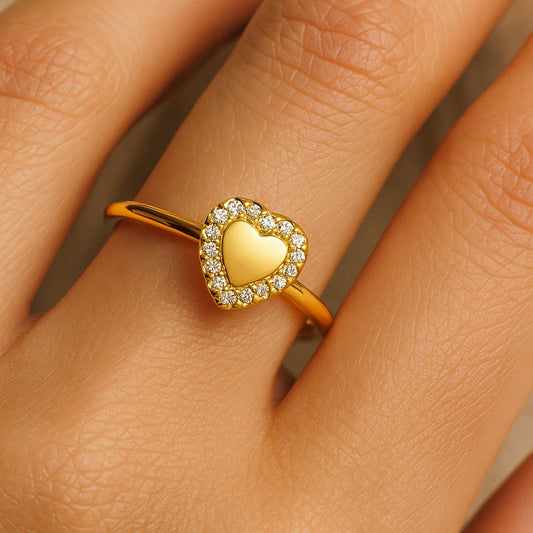 💍 Promise Rings for Her: What They Mean & How to Choose the Perfect One