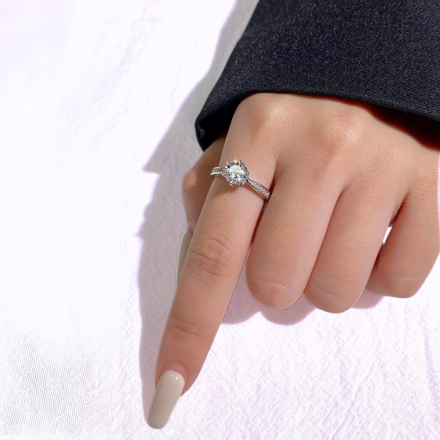 Everlight Promise Ring - Swaveo Jewelry