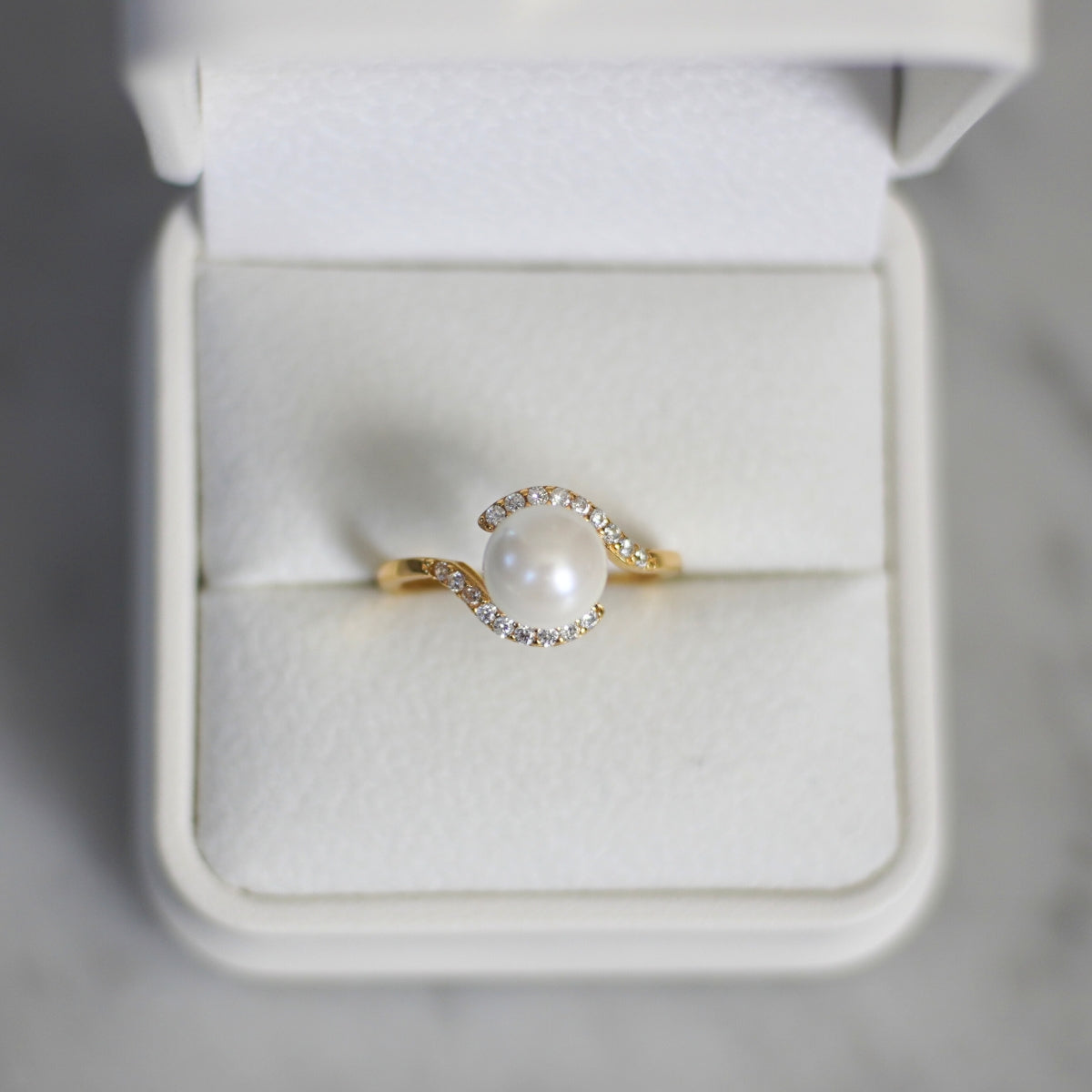 Amour Pearl Promise Ring