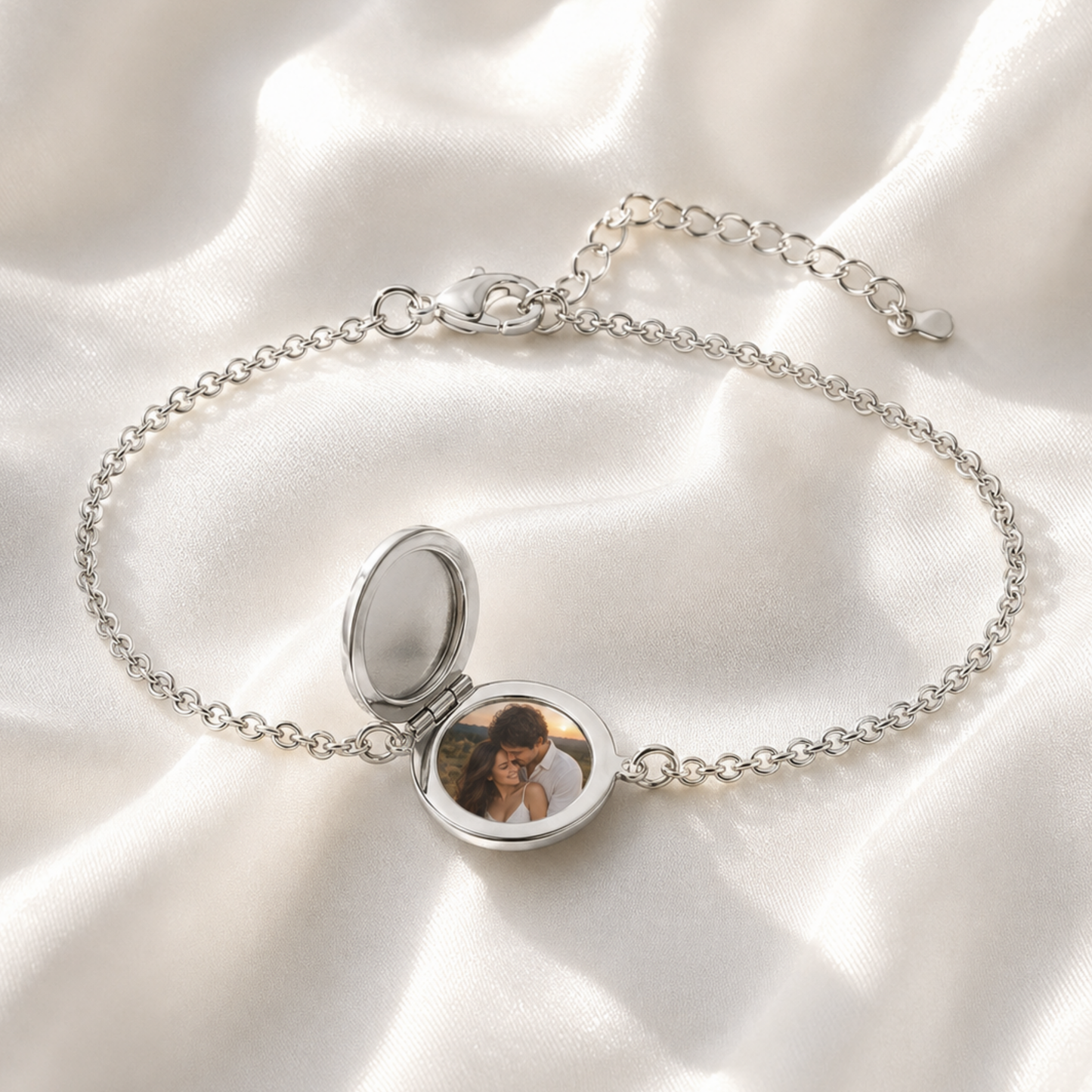 Round Photo Locket Bracelet