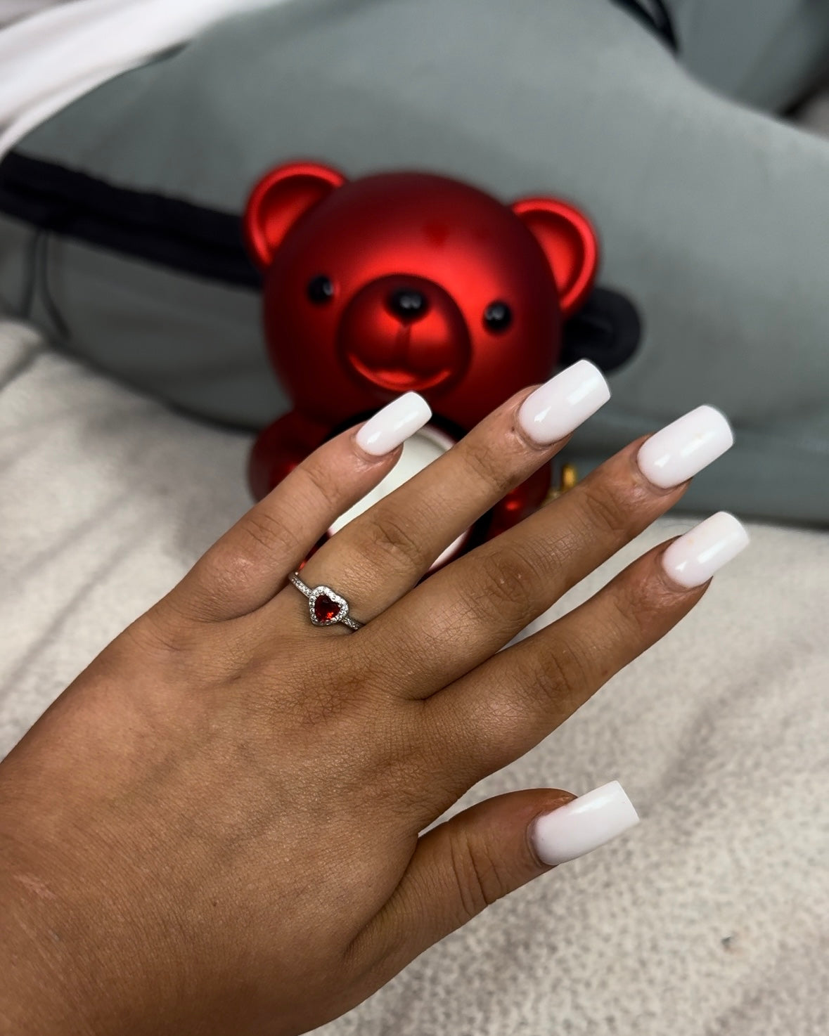 Swaveo Jewelry Rose bear with promise ring red