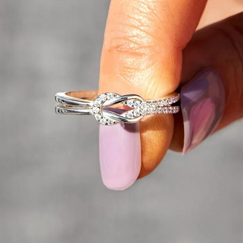 Julia Knot Promise Ring - Swaveo Jewelry