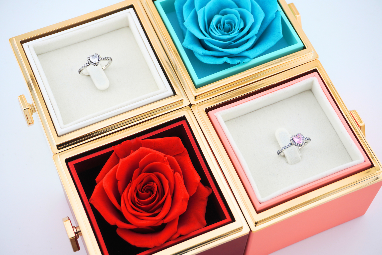 Swaveo Promise Ring in Rose Box