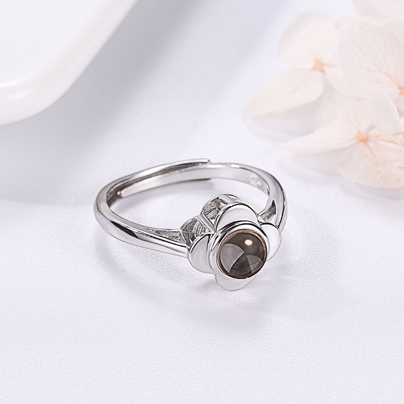 Flower Ring W/ Photo Projection - Swaveo Jewelry